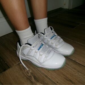 Jordan 11 Retro Low Legend Blue (GS)